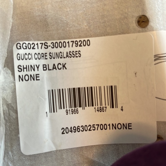 NWT GUCCI GG0217S Trendy cat-eye style plastic antique temples black sunglasses - Picture 9 of 9